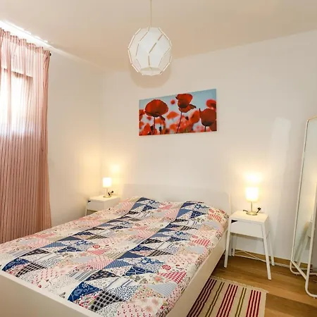 Apartamento New With Terrace Krk - Kuca&more App No13 Krk Town
