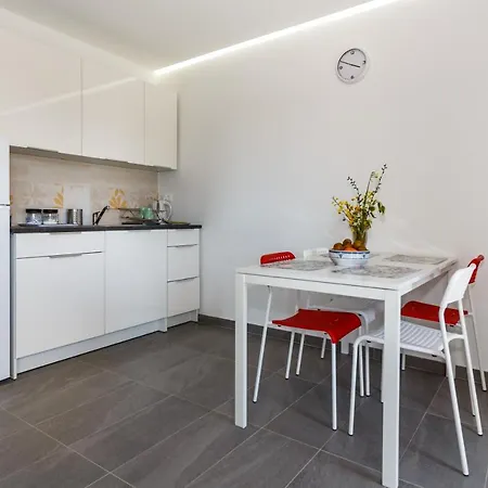 Apartamento New With Terrace Krk - Kuca&more App No13