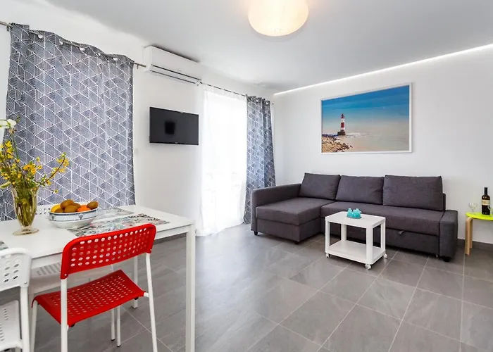 Apartament Adria And Nautica - Kuca&more House No13 Krk Town