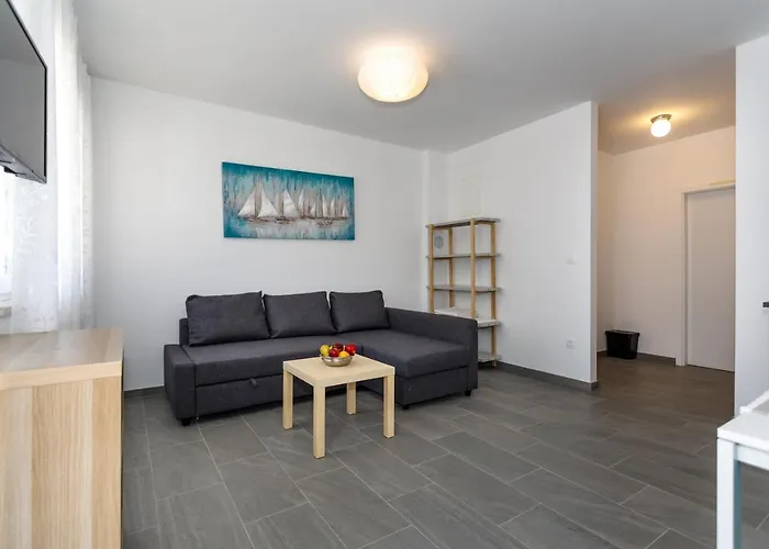 Adria And Nautica - Kuca&more House No13 Krk Town