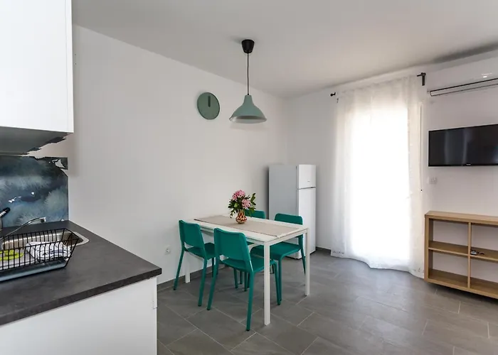 Adria And Nautica - Kuca&more House No13 克尔克